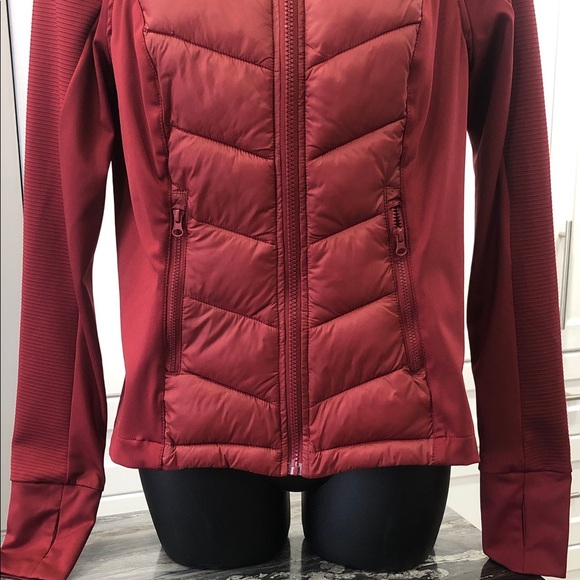 Reitmans Active Burgundy Hooded Lightweight Jacket – Women’s XS - Picture 4 of 9